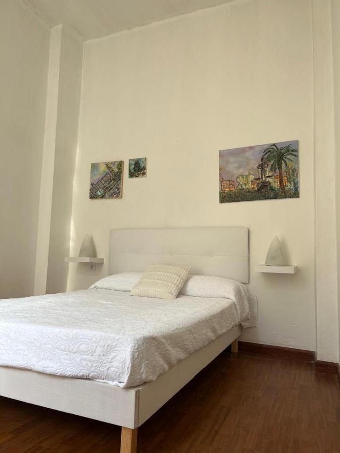 Apartamentos Málaga centro Esterno foto