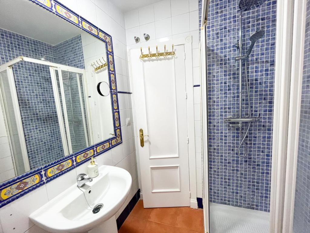 Apartamentos Málaga centro Esterno foto